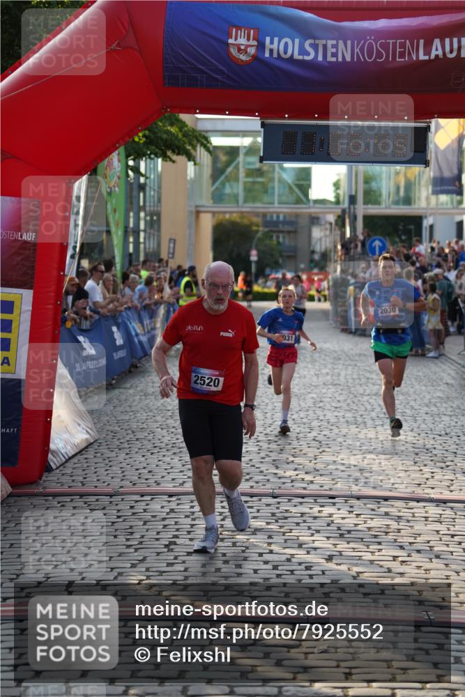 13.06.2025 - Holstenköstenlauf Felixshl http://msf.ph/oto/7925552 13.06.2025 20:08:48 Laufen 2030, 2031, 2401, 2520 meine-sportfotos.de