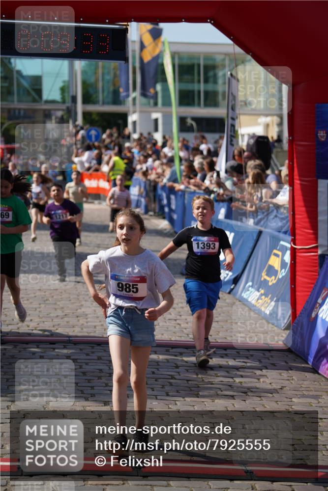 13.06.2025 - Holstenköstenlauf Felixshl http://msf.ph/oto/7925555 13.06.2025 16:24:35 Laufen 734, 738, 985, 986, 1069, 1217, 1219, 1393, 1856, 1880 meine-sportfotos.de