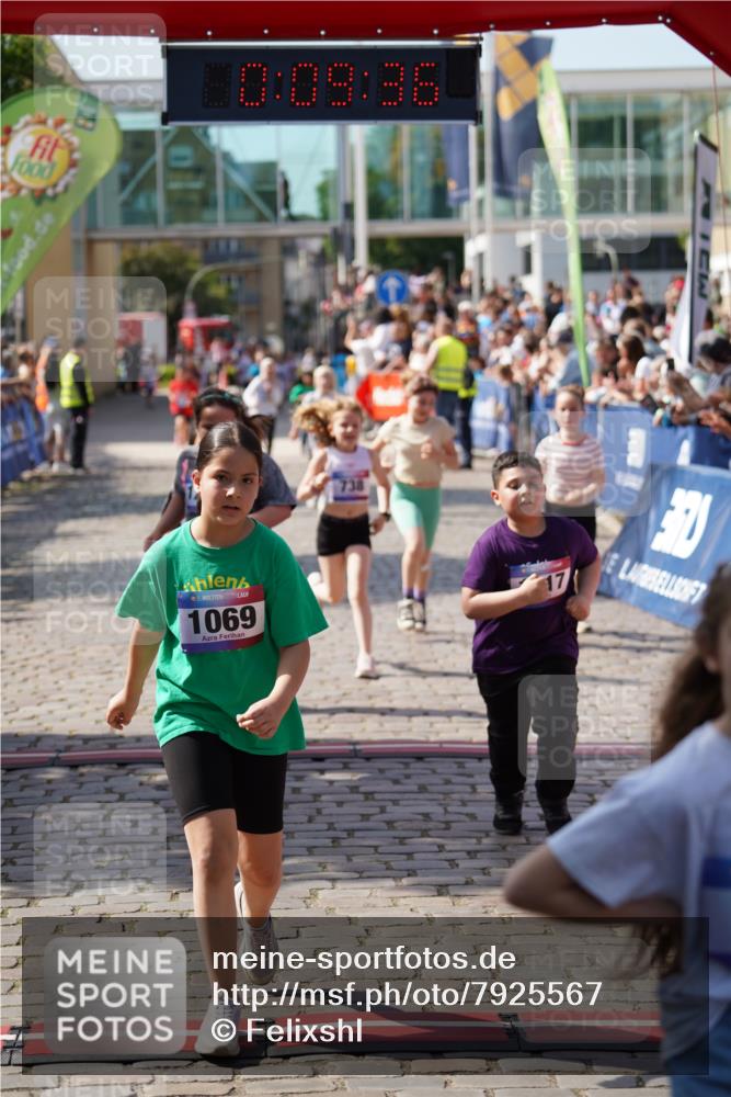 13.06.2025 - Holstenköstenlauf Felixshl http://msf.ph/oto/7925567 13.06.2025 16:24:37 Laufen 734, 738, 985, 986, 1069, 1217, 1219, 1393, 1856, 1880 meine-sportfotos.de