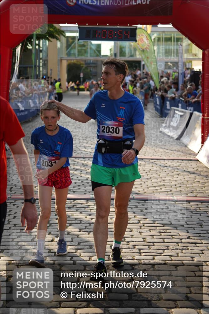 13.06.2025 - Holstenköstenlauf Felixshl http://msf.ph/oto/7925574 13.06.2025 20:08:53 Laufen 2030, 2031, 3590 meine-sportfotos.de