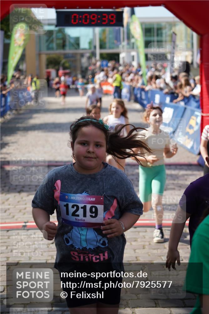 13.06.2025 - Holstenköstenlauf Felixshl http://msf.ph/oto/7925577 13.06.2025 16:24:41 Laufen 734, 738, 986, 1053, 1217, 1219, 1856, 1880 meine-sportfotos.de