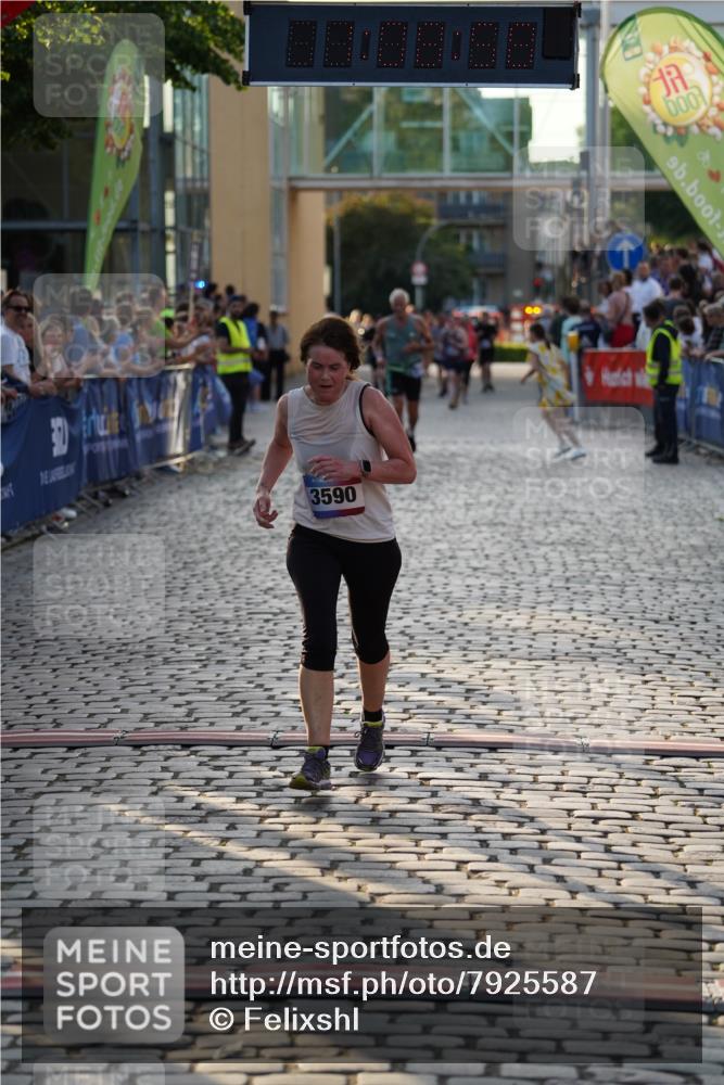 13.06.2025 - Holstenköstenlauf Felixshl http://msf.ph/oto/7925587 13.06.2025 20:08:57 Laufen 3590 meine-sportfotos.de