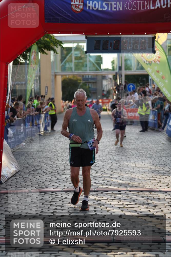 13.06.2025 - Holstenköstenlauf Felixshl http://msf.ph/oto/7925593 13.06.2025 20:09:09 Laufen 2070, 2185, 2402, 3735 meine-sportfotos.de