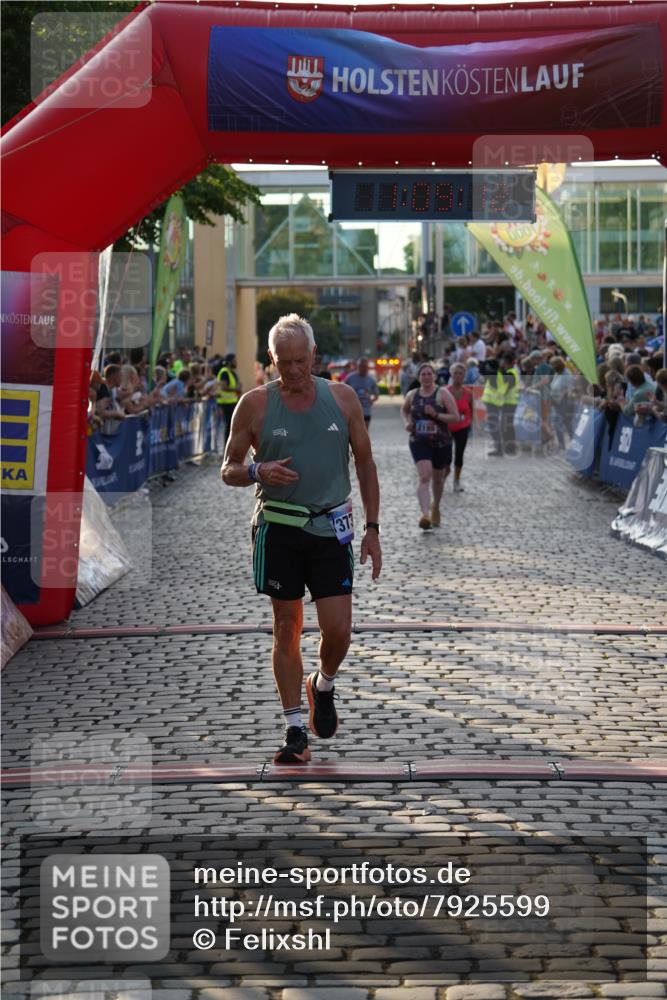 13.06.2025 - Holstenköstenlauf Felixshl http://msf.ph/oto/7925599 13.06.2025 20:09:11 Laufen 2070, 2185, 2212, 2402, 3735 meine-sportfotos.de