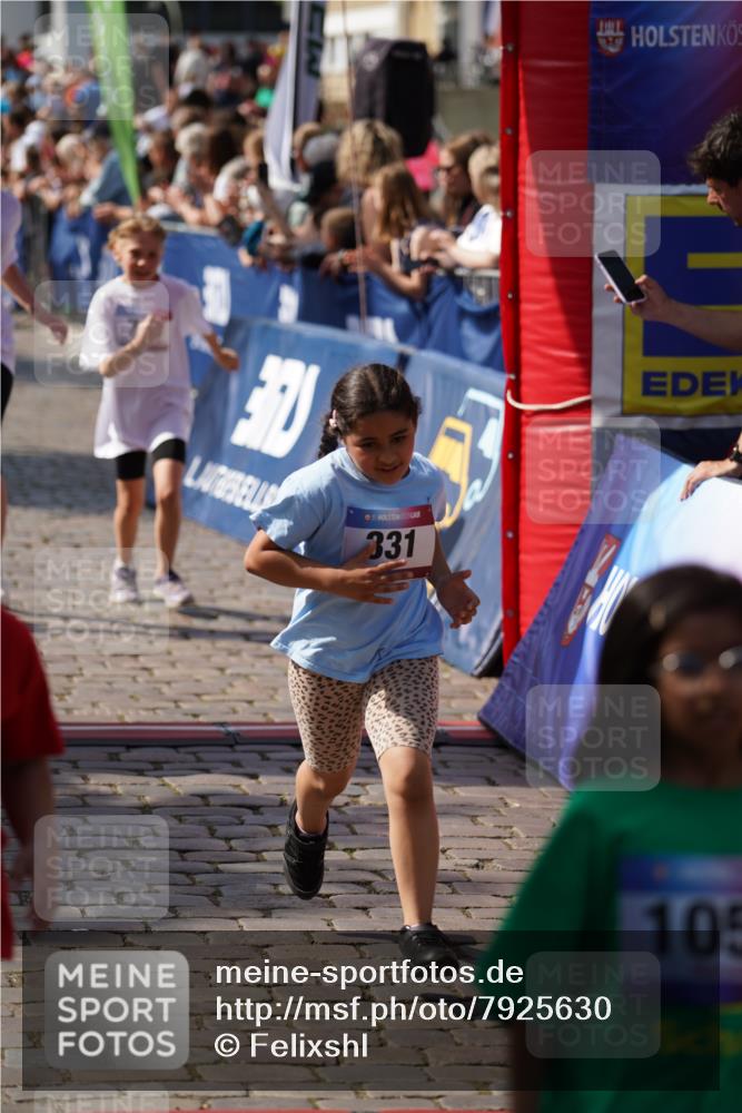 13.06.2025 - Holstenköstenlauf Felixshl http://msf.ph/oto/7925630 13.06.2025 16:24:53 Laufen 9, 85, 331, 740, 755, 1053, 1181, 1231, 1232 meine-sportfotos.de