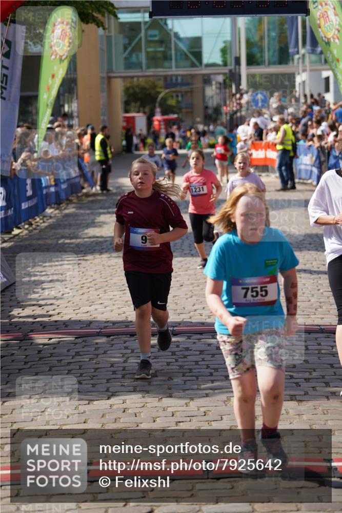 13.06.2025 - Holstenköstenlauf Felixshl http://msf.ph/oto/7925642 13.06.2025 16:24:55 Laufen 9, 85, 331, 740, 755, 873, 1181, 1231, 1232 meine-sportfotos.de