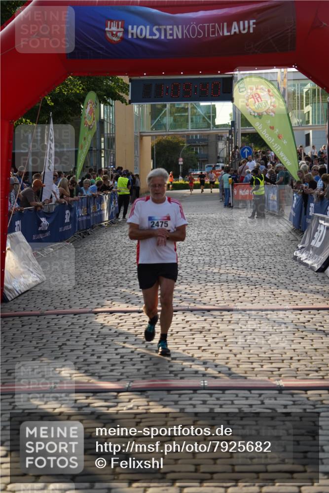 13.06.2025 - Holstenköstenlauf Felixshl http://msf.ph/oto/7925682 13.06.2025 20:09:39 Laufen 2475 meine-sportfotos.de