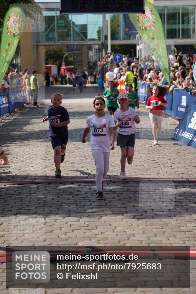13.06.2025 - Holstenköstenlauf Felixshl http://msf.ph/oto/7925683 13.06.2025 16:25:03 Laufen 85, 338, 346, 873, 1067, 1068, 1332 meine-sportfotos.de