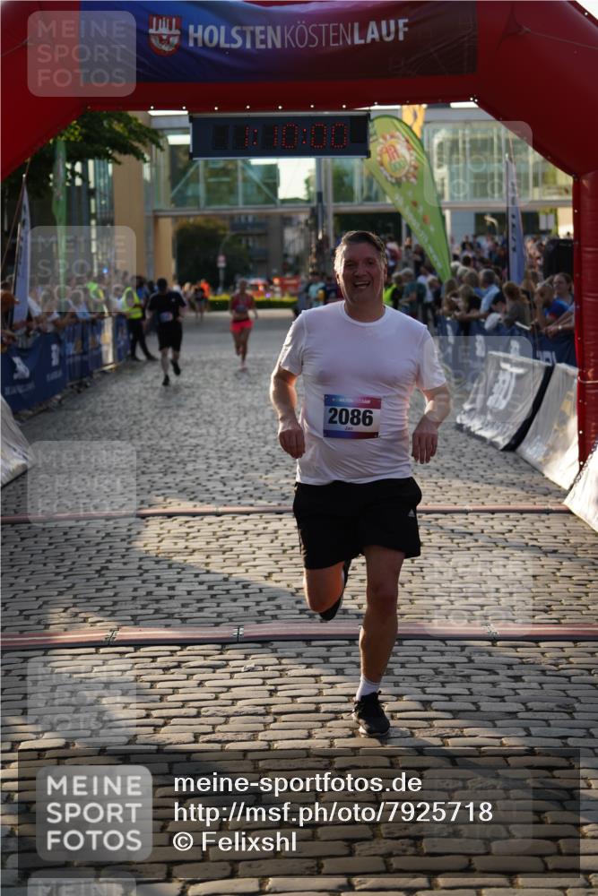 13.06.2025 - Holstenköstenlauf Felixshl http://msf.ph/oto/7925718 13.06.2025 20:09:59 Laufen 2086, 2182, 3143 meine-sportfotos.de