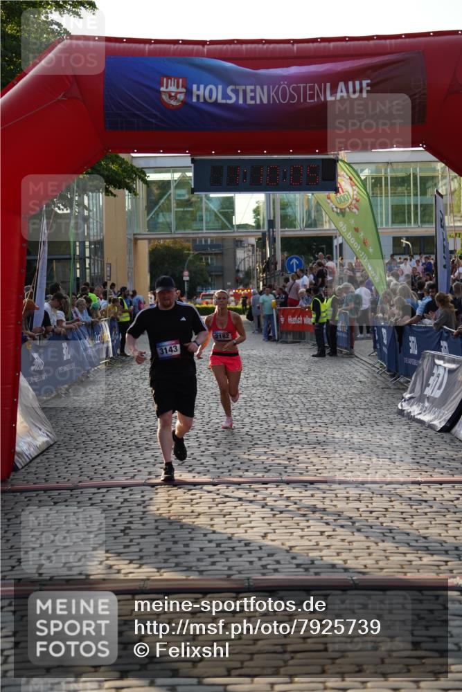 13.06.2025 - Holstenköstenlauf Felixshl http://msf.ph/oto/7925739 13.06.2025 20:10:05 Laufen 2182, 3143 meine-sportfotos.de