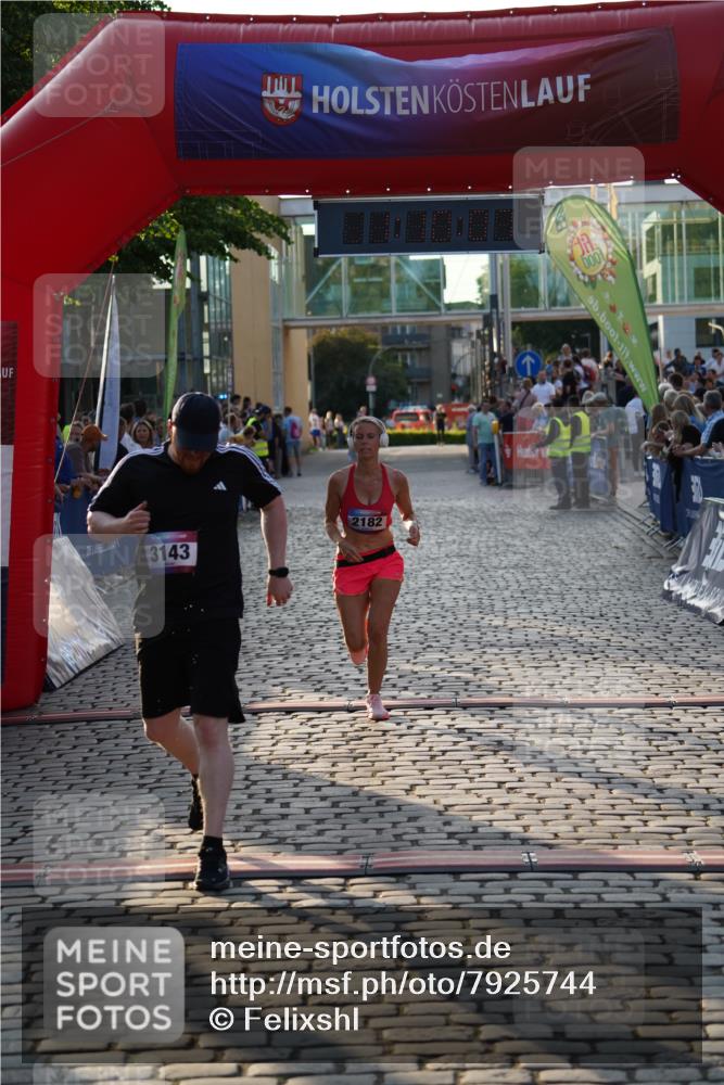 13.06.2025 - Holstenköstenlauf Felixshl http://msf.ph/oto/7925744 13.06.2025 20:10:07 Laufen 2182, 3143 meine-sportfotos.de