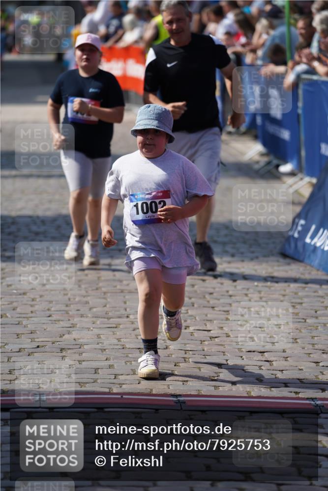 13.06.2025 - Holstenköstenlauf Felixshl http://msf.ph/oto/7925753 13.06.2025 16:25:28 Laufen 328, 482, 1002 meine-sportfotos.de