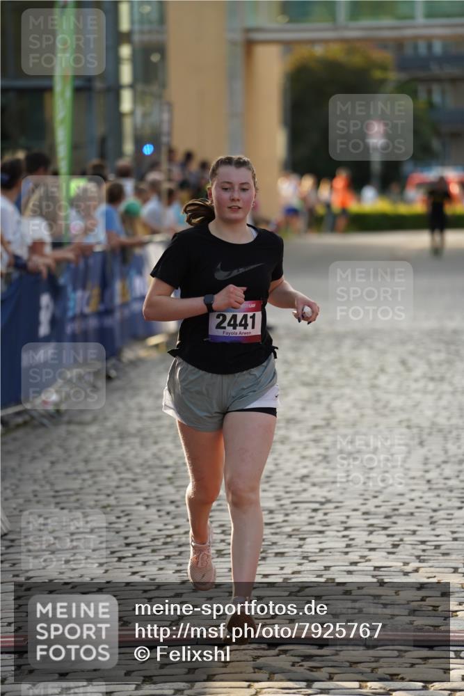 13.06.2025 - Holstenköstenlauf Felixshl http://msf.ph/oto/7925767 13.06.2025 20:10:16 Laufen 2441 meine-sportfotos.de