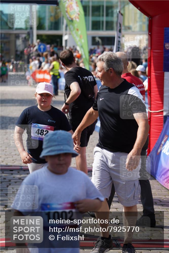 13.06.2025 - Holstenköstenlauf Felixshl http://msf.ph/oto/7925770 13.06.2025 16:25:33 Laufen 328, 482, 1339 meine-sportfotos.de