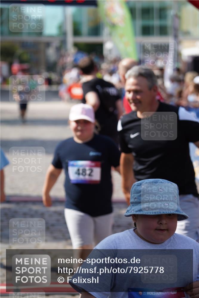 13.06.2025 - Holstenköstenlauf Felixshl http://msf.ph/oto/7925778 13.06.2025 16:25:34 Laufen 328, 482, 1339 meine-sportfotos.de