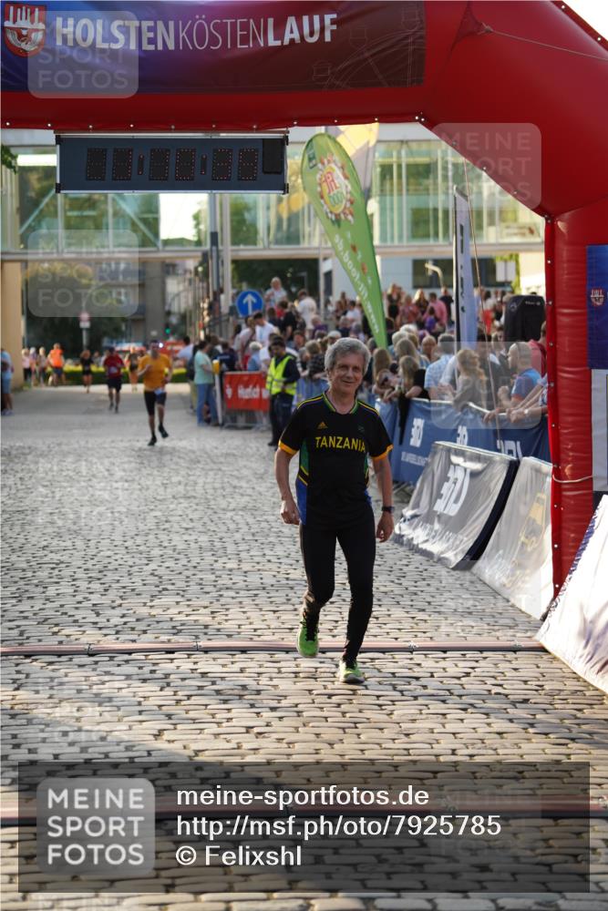 13.06.2025 - Holstenköstenlauf Felixshl http://msf.ph/oto/7925785 13.06.2025 20:10:39 Laufen 2145, 2516 meine-sportfotos.de