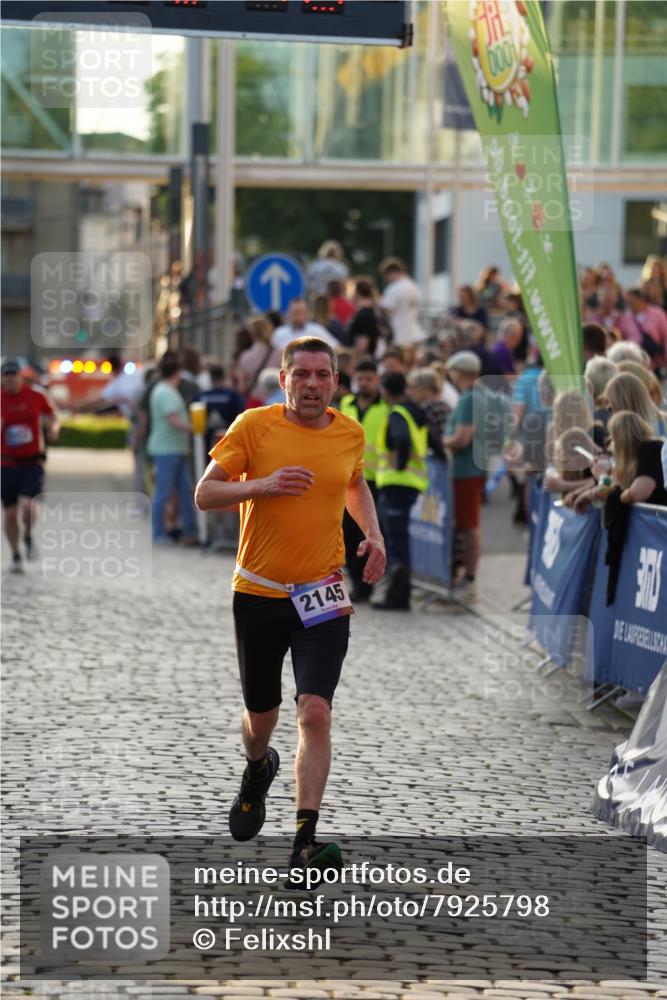 13.06.2025 - Holstenköstenlauf Felixshl http://msf.ph/oto/7925798 13.06.2025 20:10:45 Laufen 2145 meine-sportfotos.de