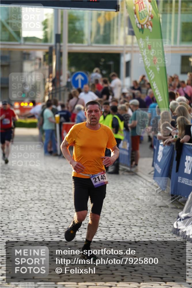 13.06.2025 - Holstenköstenlauf Felixshl http://msf.ph/oto/7925800 13.06.2025 20:10:45 Laufen 2145 meine-sportfotos.de