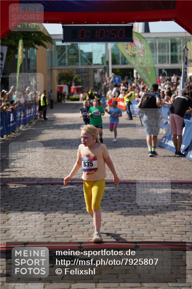 13.06.2025 - Holstenköstenlauf Felixshl http://msf.ph/oto/7925807 13.06.2025 16:25:51 Laufen 339, 340, 835, 1066, 1328 meine-sportfotos.de
