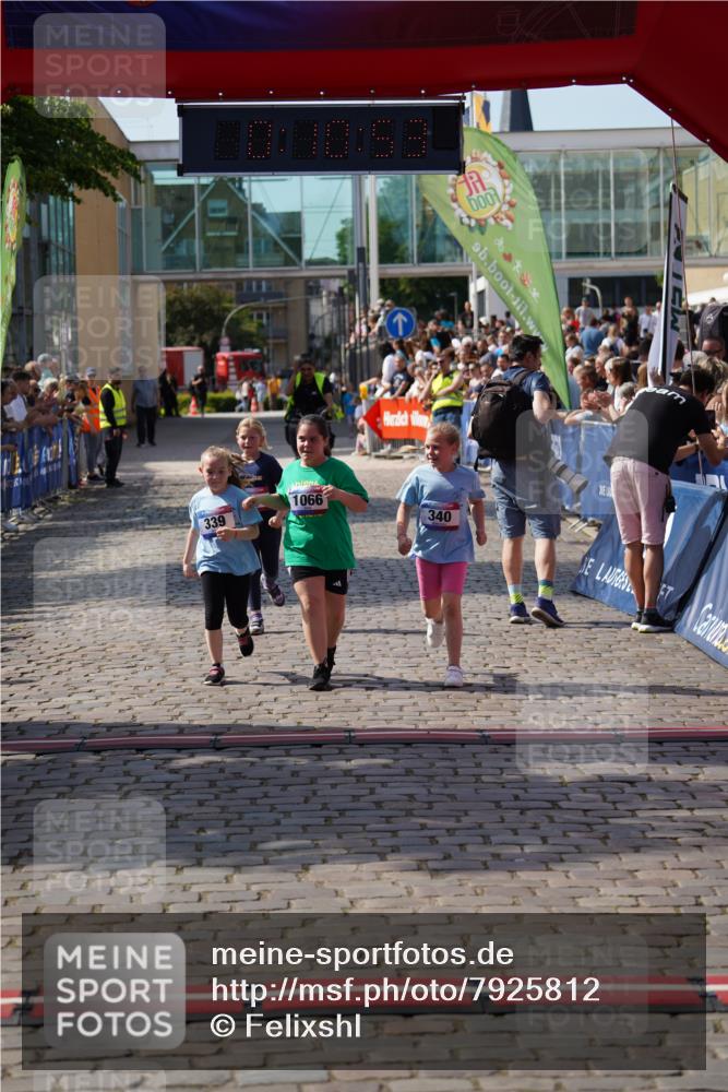 13.06.2025 - Holstenköstenlauf Felixshl http://msf.ph/oto/7925812 13.06.2025 16:25:54 Laufen 339, 340, 835, 1066, 1328 meine-sportfotos.de