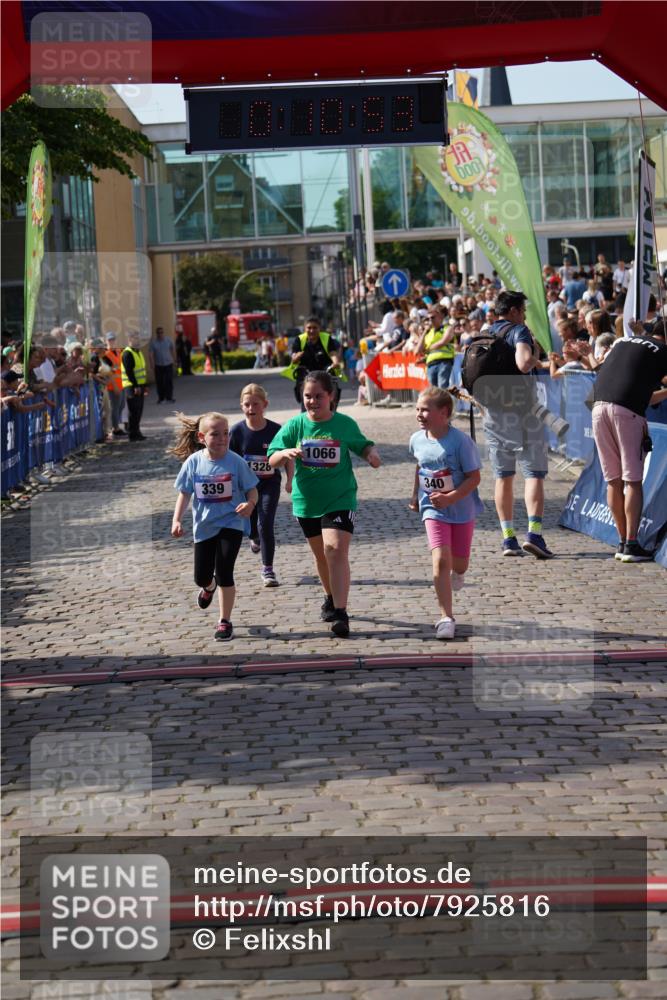 13.06.2025 - Holstenköstenlauf Felixshl http://msf.ph/oto/7925816 13.06.2025 16:25:54 Laufen 339, 340, 835, 1066, 1328 meine-sportfotos.de