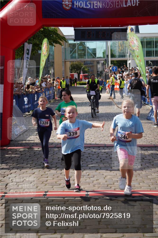 13.06.2025 - Holstenköstenlauf Felixshl http://msf.ph/oto/7925819 13.06.2025 16:25:57 Laufen 339, 340, 1066, 1328 meine-sportfotos.de
