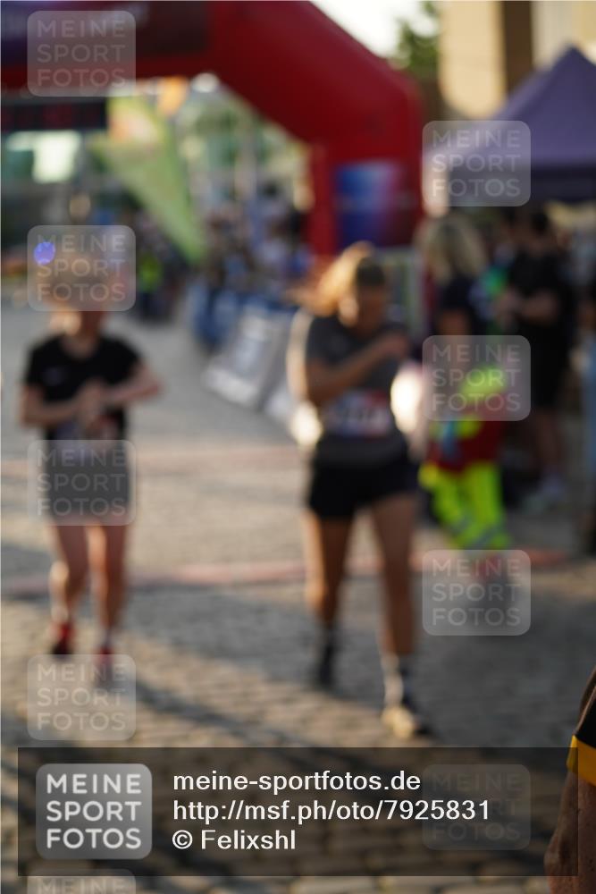 13.06.2025 - Holstenköstenlauf Felixshl http://msf.ph/oto/7925831 13.06.2025 20:11:00 Laufen 2490, 2764 meine-sportfotos.de