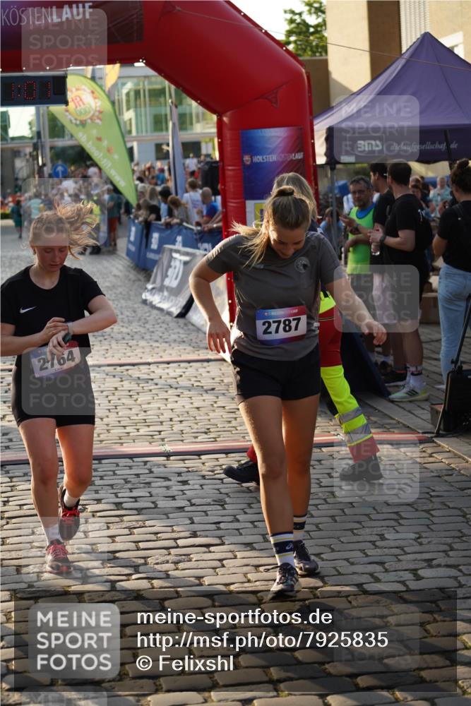 13.06.2025 - Holstenköstenlauf Felixshl http://msf.ph/oto/7925835 13.06.2025 20:11:01 Laufen 2490, 2764 meine-sportfotos.de