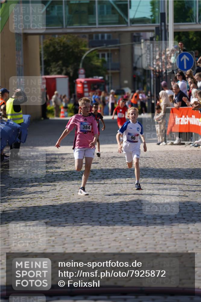 13.06.2025 - Holstenköstenlauf Felixshl http://msf.ph/oto/7925872 13.06.2025 16:35:23 Laufen 96, 384, 1091, 1417 meine-sportfotos.de