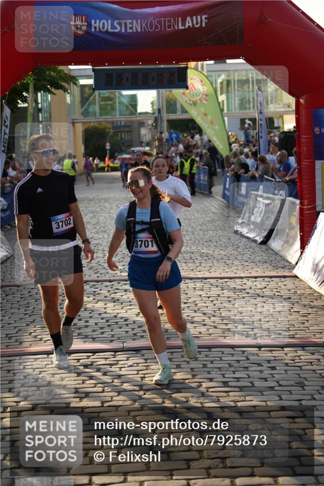 13.06.2025 - Holstenköstenlauf Felixshl http://msf.ph/oto/7925873 13.06.2025 20:11:33 Laufen 2366, 3701, 3702, 3941 meine-sportfotos.de