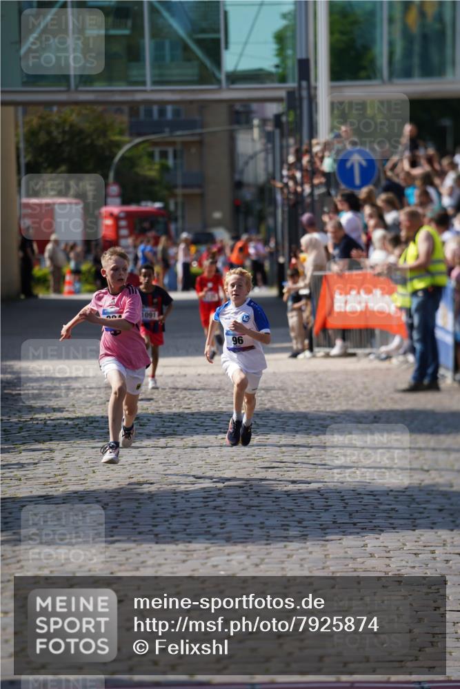 13.06.2025 - Holstenköstenlauf Felixshl http://msf.ph/oto/7925874 13.06.2025 16:35:23 Laufen 96, 384, 1091, 1417 meine-sportfotos.de