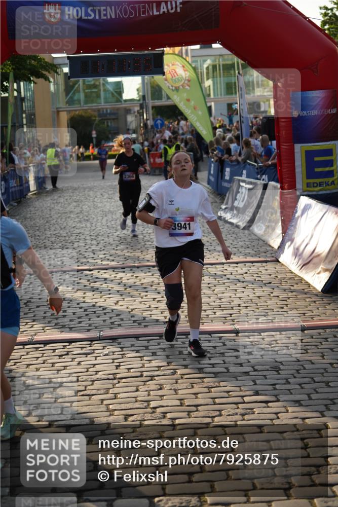 13.06.2025 - Holstenköstenlauf Felixshl http://msf.ph/oto/7925875 13.06.2025 20:11:34 Laufen 2366, 3701, 3702, 3941 meine-sportfotos.de