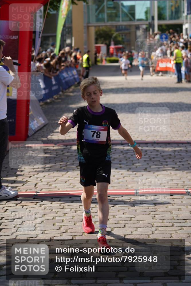 13.06.2025 - Holstenköstenlauf Felixshl http://msf.ph/oto/7925948 13.06.2025 16:35:42 Laufen 78, 392, 925, 1244 meine-sportfotos.de