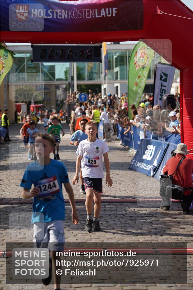 13.06.2025 - Holstenköstenlauf Felixshl http://msf.ph/oto/7925971 13.06.2025 16:35:50 Laufen 147, 235, 392, 792, 925, 1095, 1244, 1429 meine-sportfotos.de
