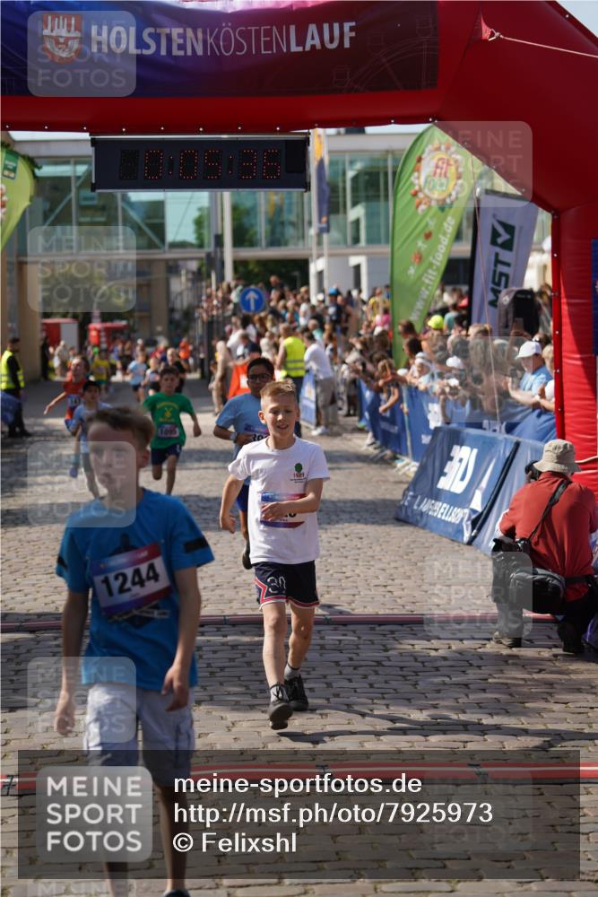 13.06.2025 - Holstenköstenlauf Felixshl http://msf.ph/oto/7925973 13.06.2025 16:35:50 Laufen 147, 235, 392, 792, 925, 1095, 1244, 1429 meine-sportfotos.de