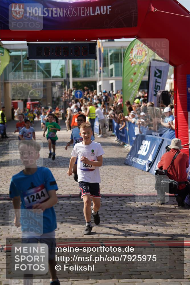 13.06.2025 - Holstenköstenlauf Felixshl http://msf.ph/oto/7925975 13.06.2025 16:35:50 Laufen 147, 235, 392, 792, 925, 1095, 1244, 1429 meine-sportfotos.de