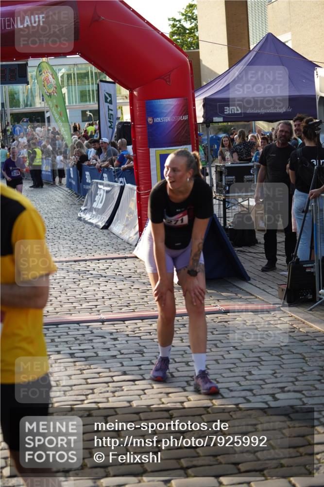 13.06.2025 - Holstenköstenlauf Felixshl http://msf.ph/oto/7925992 13.06.2025 20:12:21 Laufen 2271, 2726 meine-sportfotos.de