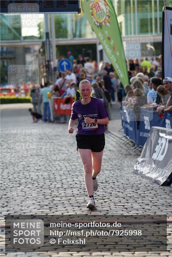 13.06.2025 - Holstenköstenlauf Felixshl http://msf.ph/oto/7925998 13.06.2025 20:12:24 Laufen 2726 meine-sportfotos.de