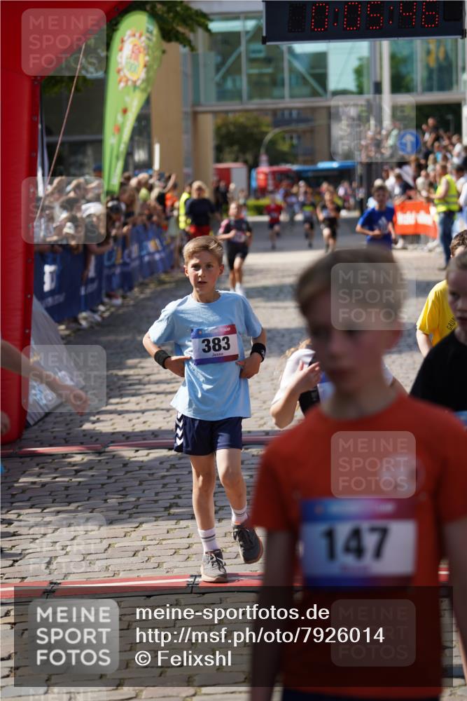 13.06.2025 - Holstenköstenlauf Felixshl http://msf.ph/oto/7926014 13.06.2025 16:36:00 Laufen 82, 378, 383, 518, 525, 653, 770, 792, 1130, 1429, 1815 meine-sportfotos.de