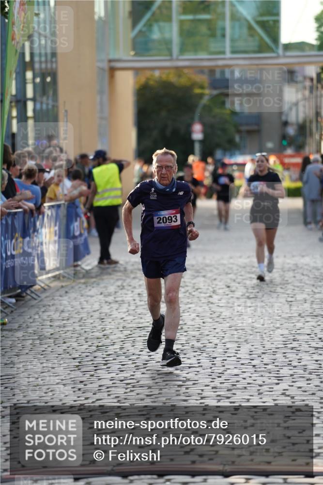 13.06.2025 - Holstenköstenlauf Felixshl http://msf.ph/oto/7926015 13.06.2025 20:12:56 Laufen 2093, 3914 meine-sportfotos.de
