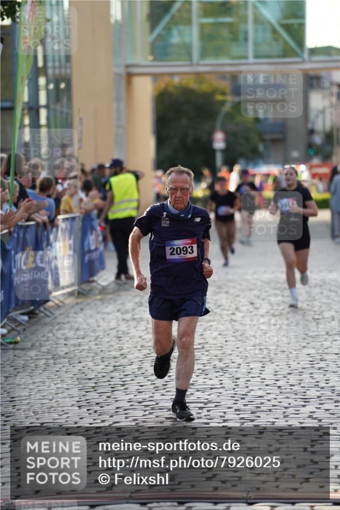 13.06.2025 - Holstenköstenlauf Felixshl http://msf.ph/oto/7926025 13.06.2025 20:12:57 Laufen 2093, 3914 meine-sportfotos.de
