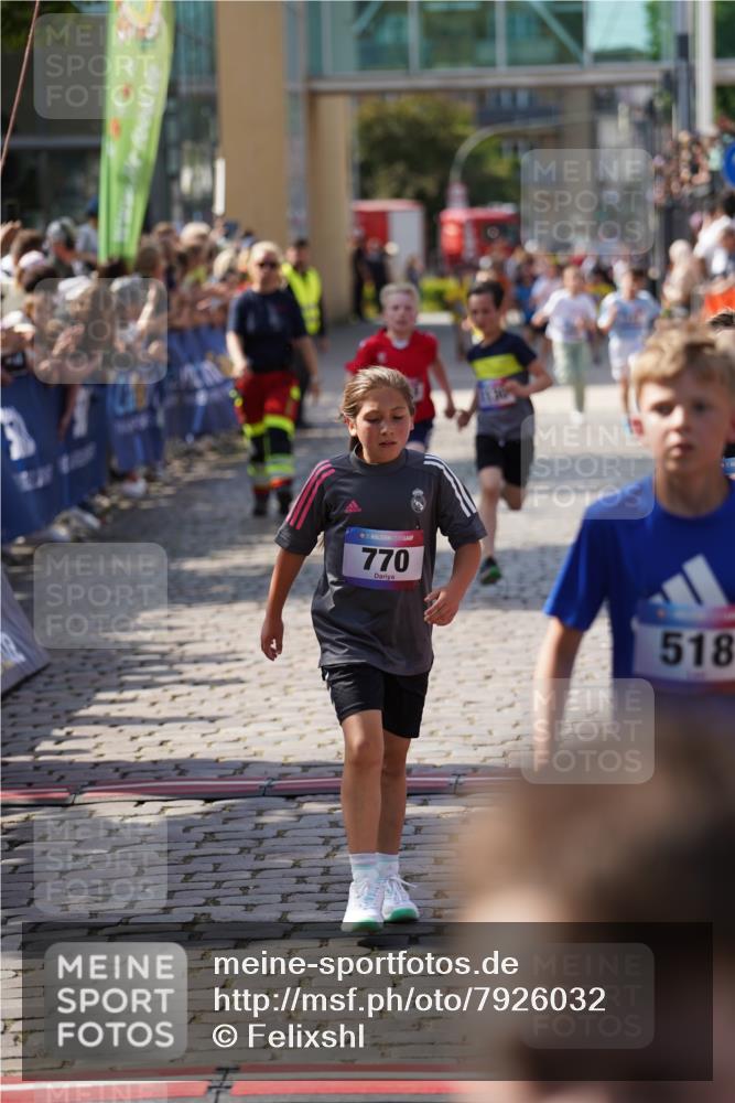 13.06.2025 - Holstenköstenlauf Felixshl http://msf.ph/oto/7926032 13.06.2025 16:36:07 Laufen 233, 378, 518, 525, 770, 898, 1128, 1130, 1815 meine-sportfotos.de