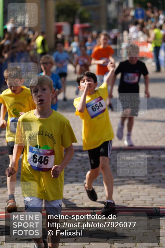 13.06.2025 - Holstenköstenlauf Felixshl http://msf.ph/oto/7926077 13.06.2025 16:36:18 Laufen 94, 135, 376, 382, 387, 388, 391, 515, 520, 631, 646, 654, 911, 1128, 1868 meine-sportfotos.de