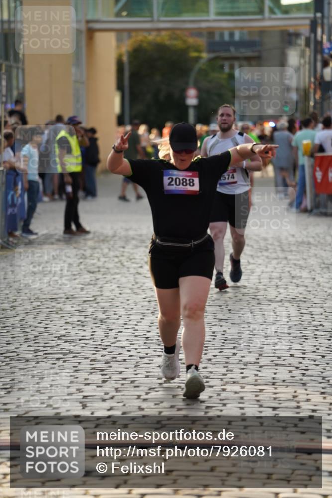 13.06.2025 - Holstenköstenlauf Felixshl http://msf.ph/oto/7926081 13.06.2025 20:13:14 Laufen 2088 meine-sportfotos.de
