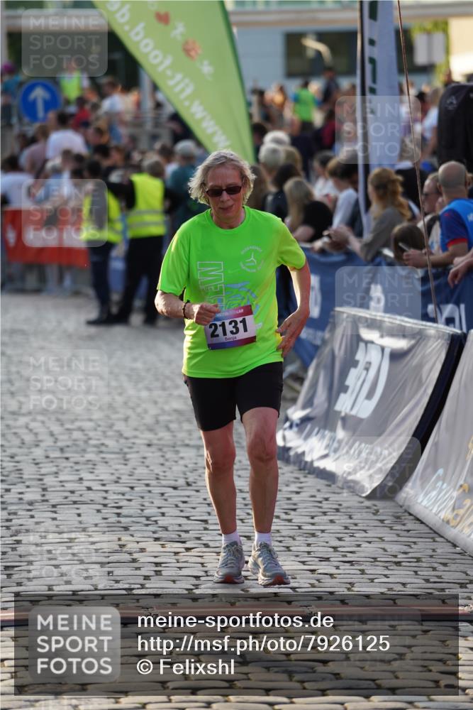 13.06.2025 - Holstenköstenlauf Felixshl http://msf.ph/oto/7926125 13.06.2025 20:13:28 Laufen 2117, 2131 meine-sportfotos.de