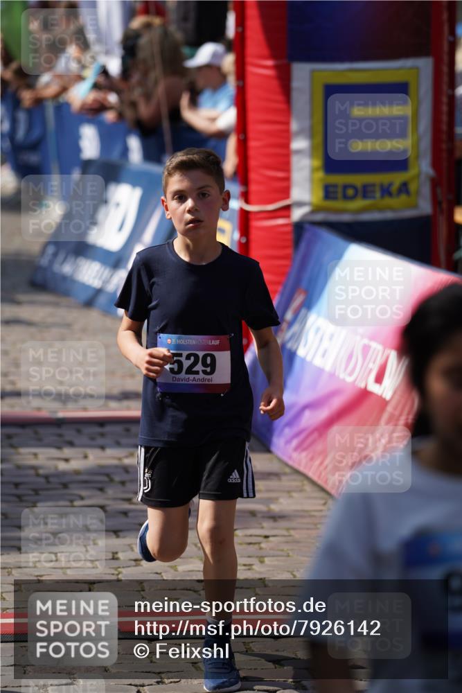 13.06.2025 - Holstenköstenlauf Felixshl http://msf.ph/oto/7926142 13.06.2025 16:36:33 Laufen 77, 367, 389, 499, 510, 521, 528, 529, 635, 644, 764, 765, 775, 918, 920, 1017, 1132, 1236, 1269, 1358, 1405 meine-sportfotos.de