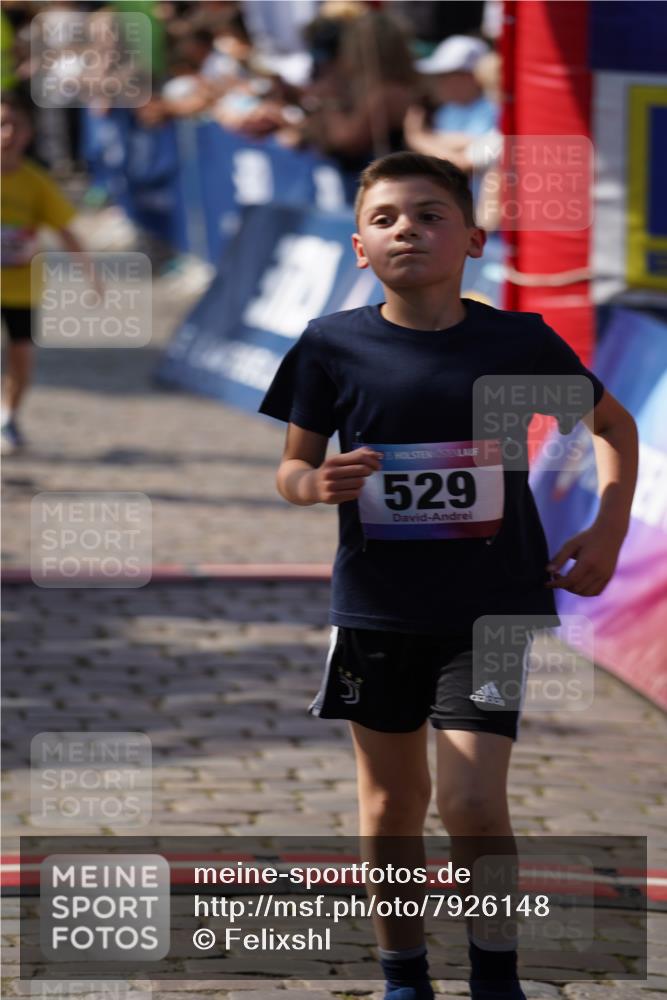 13.06.2025 - Holstenköstenlauf Felixshl http://msf.ph/oto/7926148 13.06.2025 16:36:34 Laufen 46, 367, 389, 499, 510, 521, 528, 529, 635, 644, 765, 772, 775, 918, 1017, 1132, 1236, 1269, 1358, 1405 meine-sportfotos.de