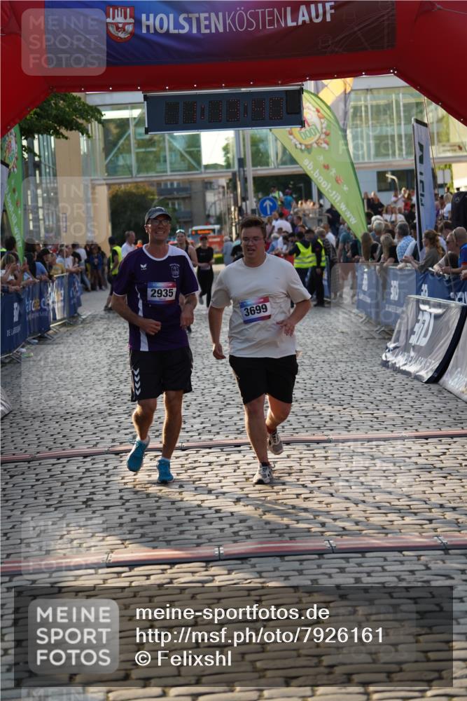 13.06.2025 - Holstenköstenlauf Felixshl http://msf.ph/oto/7926161 13.06.2025 20:13:39 Laufen 2204, 2205, 2880, 2935, 3250, 3699 meine-sportfotos.de