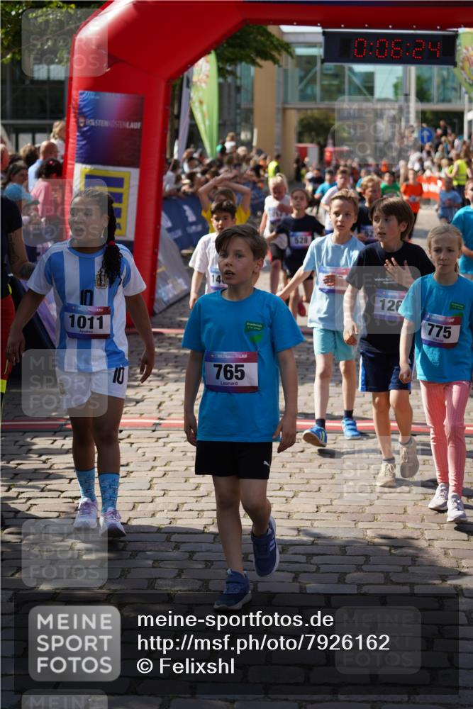 13.06.2025 - Holstenköstenlauf Felixshl http://msf.ph/oto/7926162 13.06.2025 16:36:38 Laufen 46, 367, 389, 499, 510, 521, 528, 635, 644, 761, 765, 772, 775, 903, 1008, 1017, 1092, 1132, 1236, 1269, 1405 meine-sportfotos.de