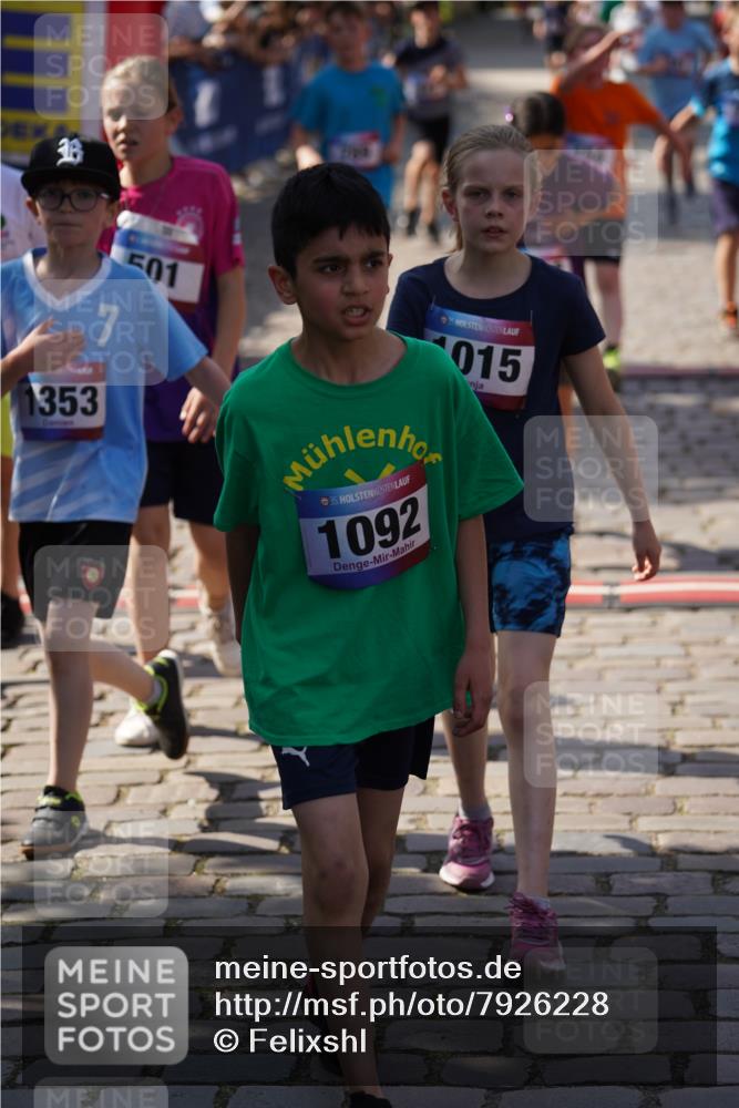 13.06.2025 - Holstenköstenlauf Felixshl http://msf.ph/oto/7926228 13.06.2025 16:36:52 Laufen 21, 25, 58, 61, 154, 381, 501, 517, 522, 523, 632, 777, 789, 793, 899, 1015, 1026, 1131, 1238, 1273, 1349, 1353 meine-sportfotos.de